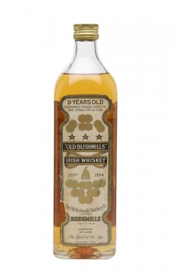 Old Bushmills 9 Year Old / Bottled 1970s Blended Irish Whiskey